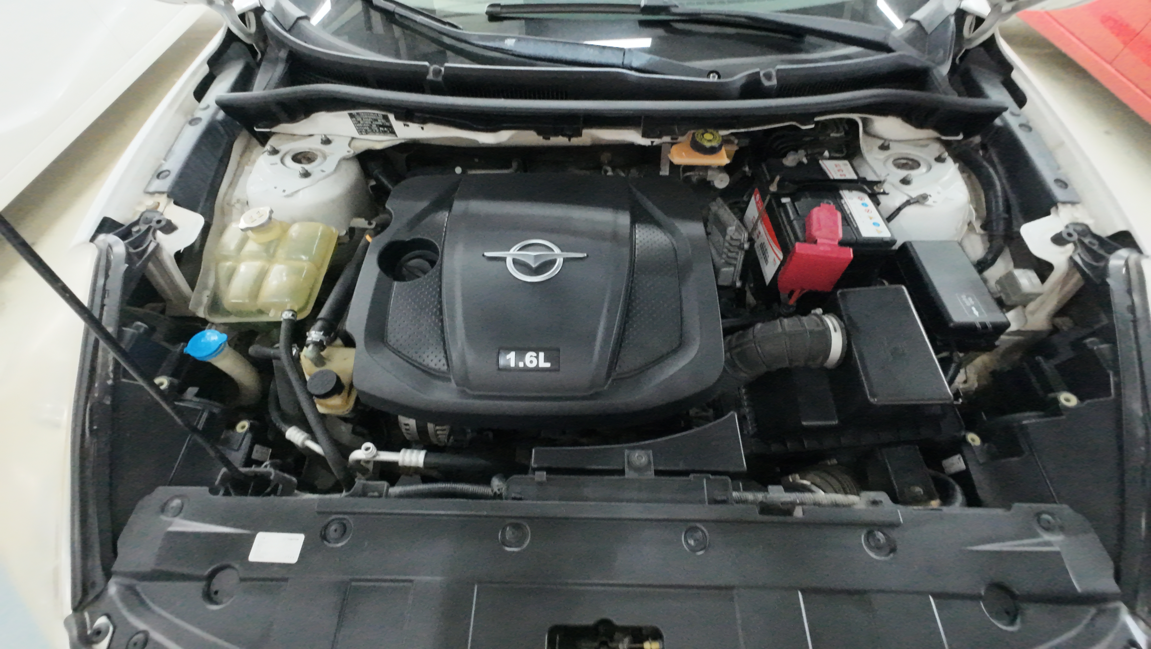 Vehicle photo 6/7