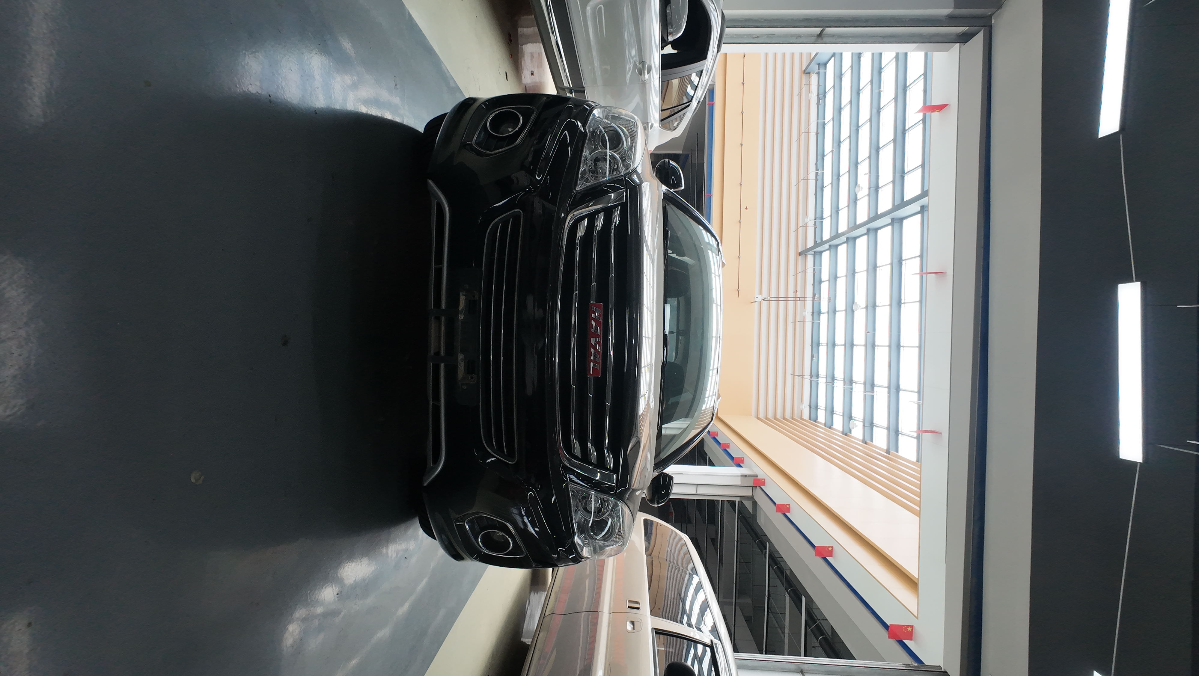 Vehicle photo 1/7