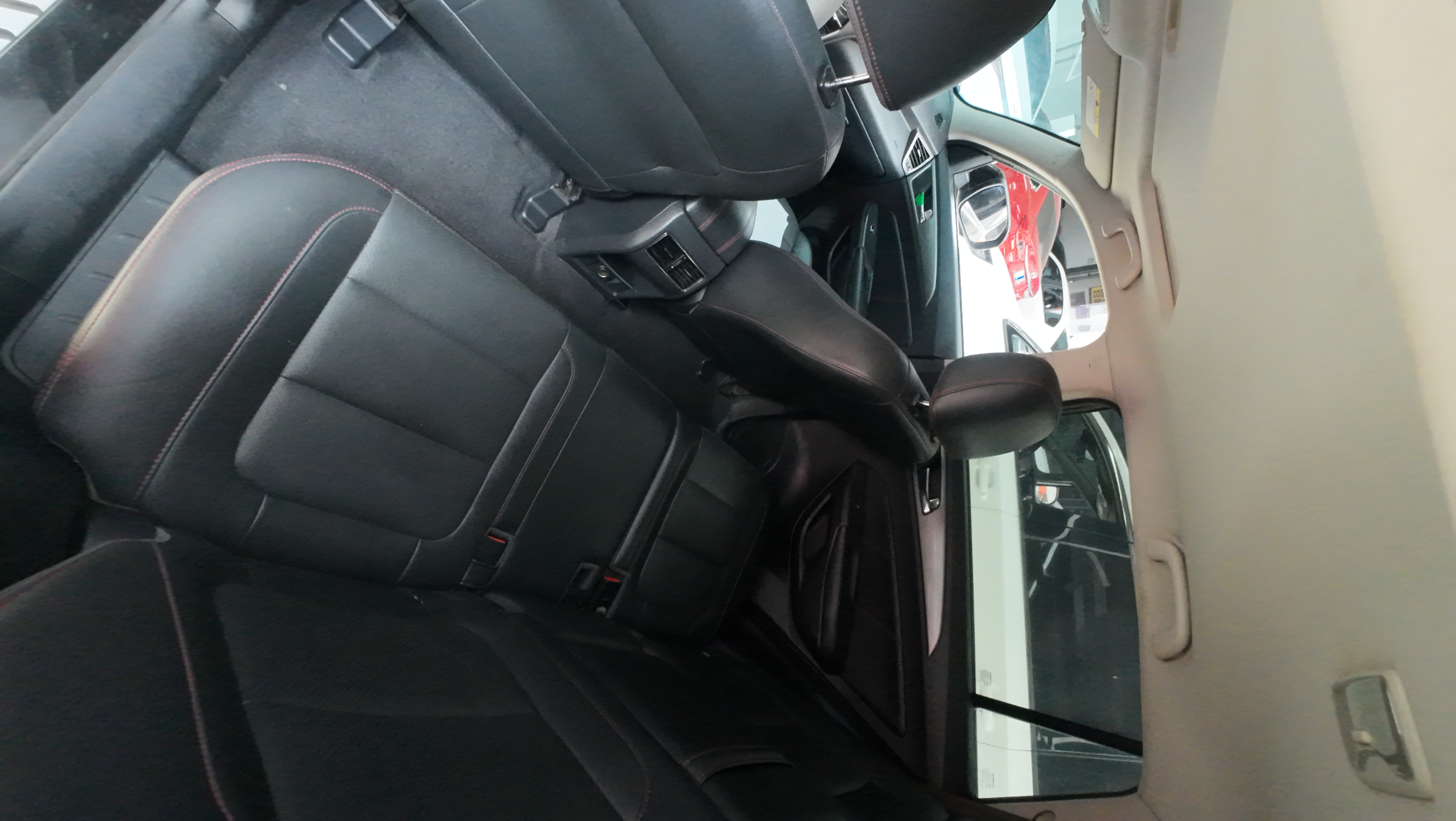 Vehicle photo 5/7