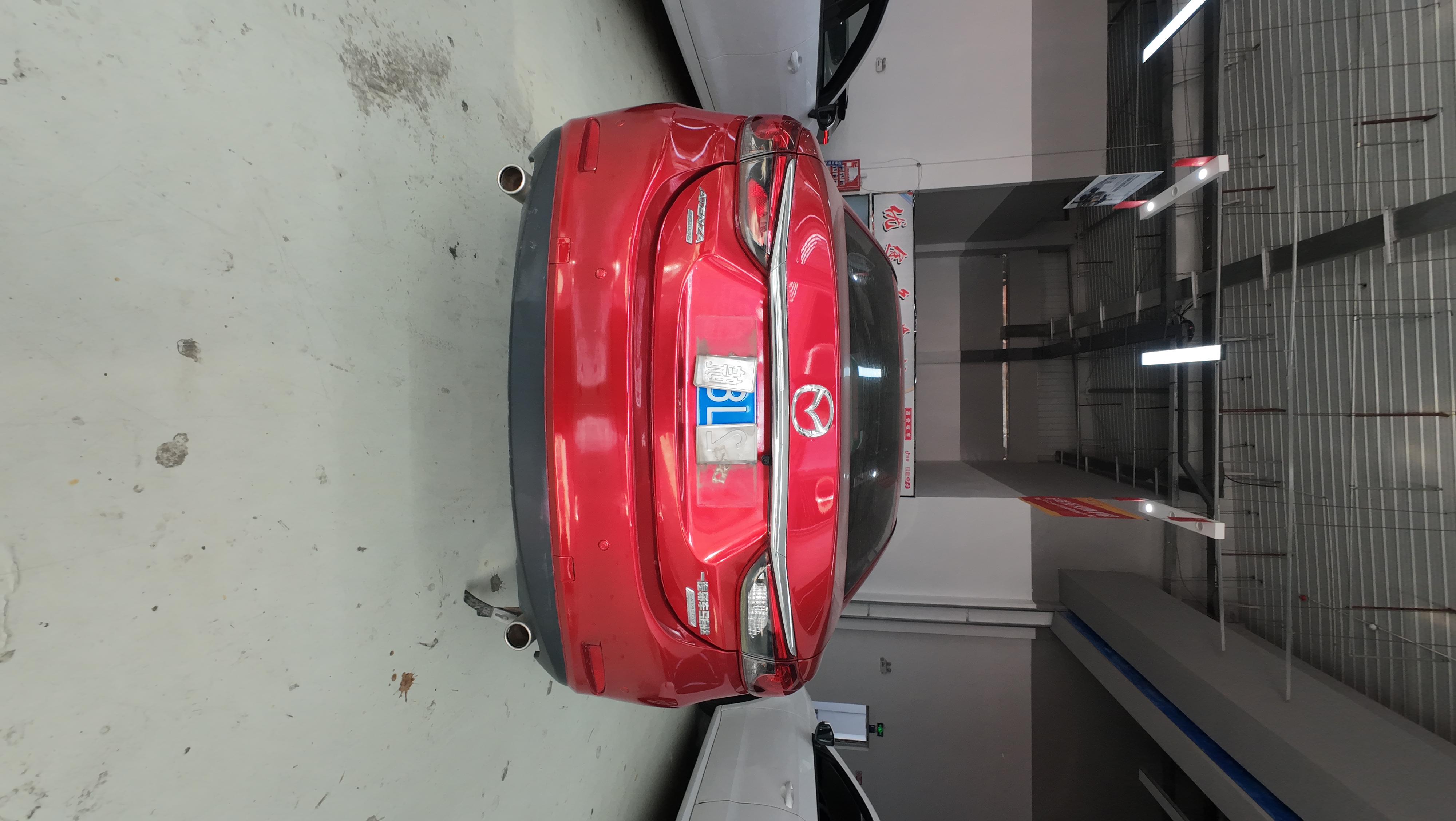 Vehicle photo 3/7