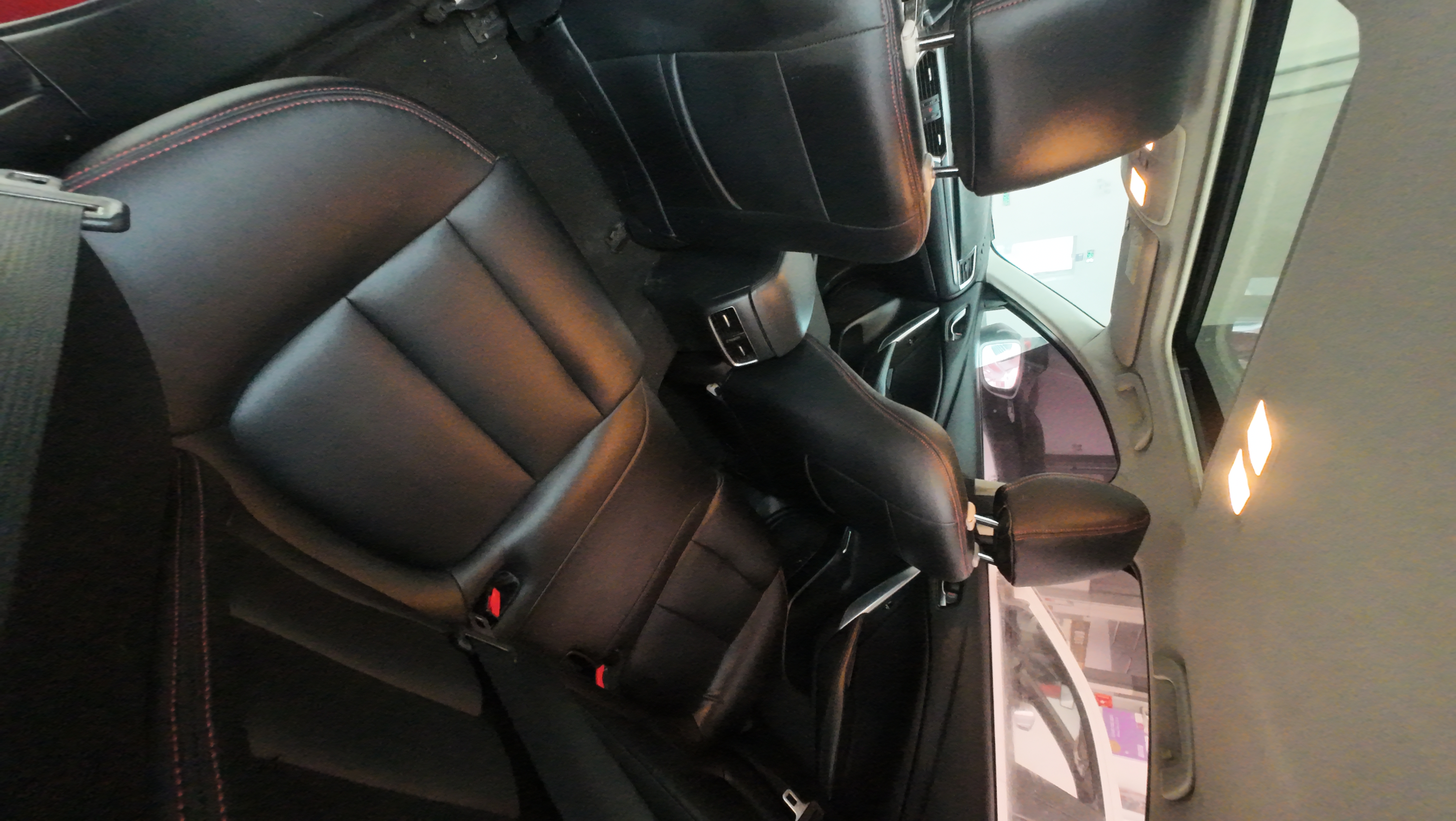 Vehicle photo 5/7