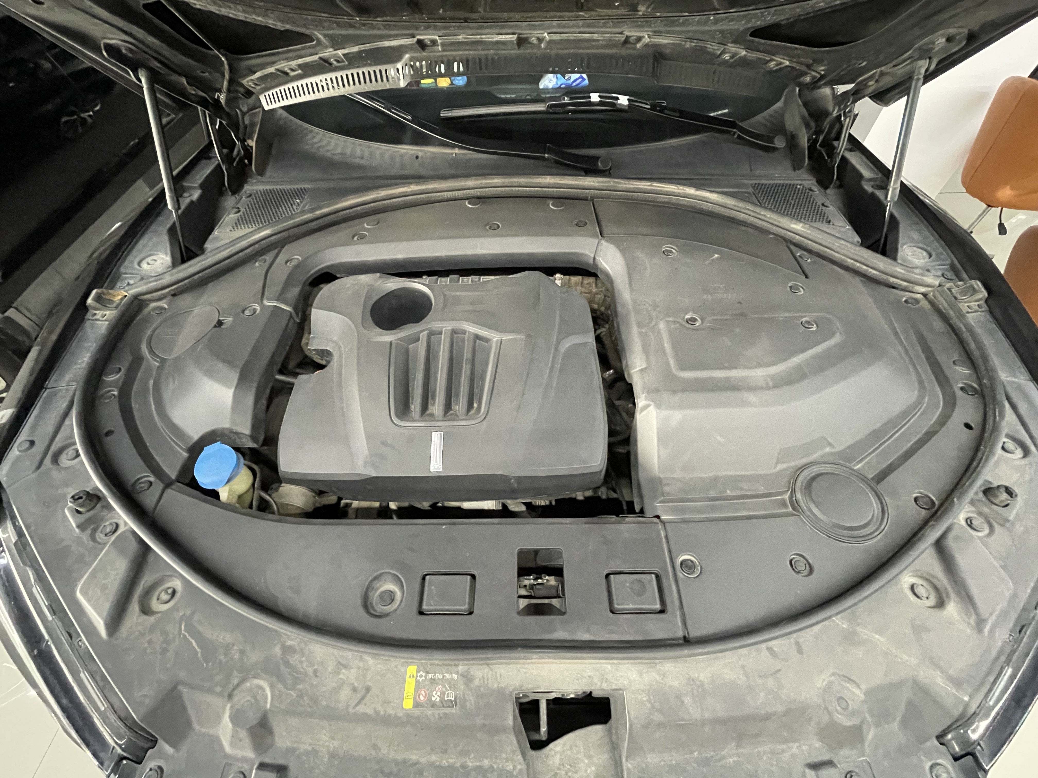 Vehicle photo 4/7