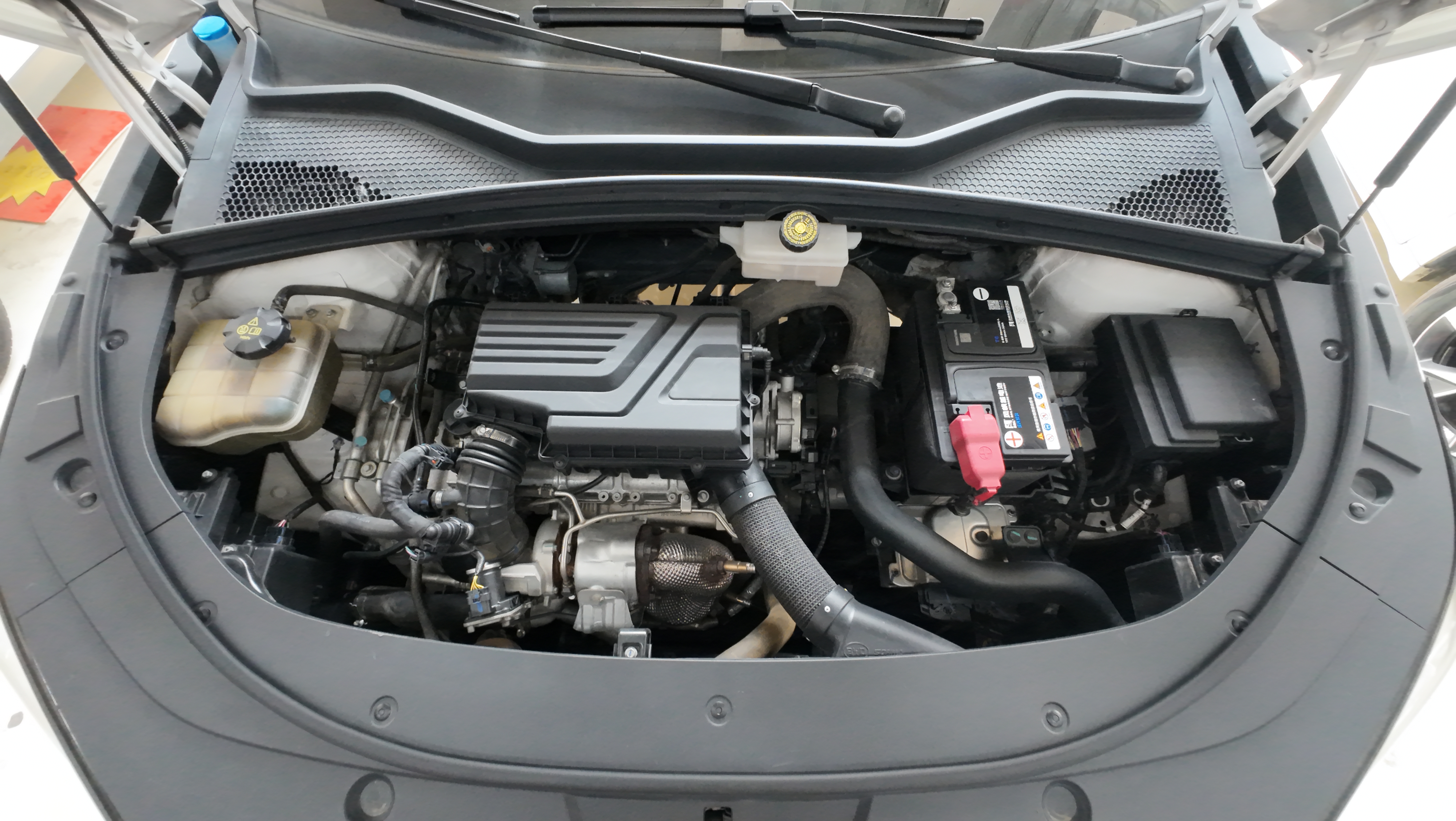 Vehicle photo 6/7